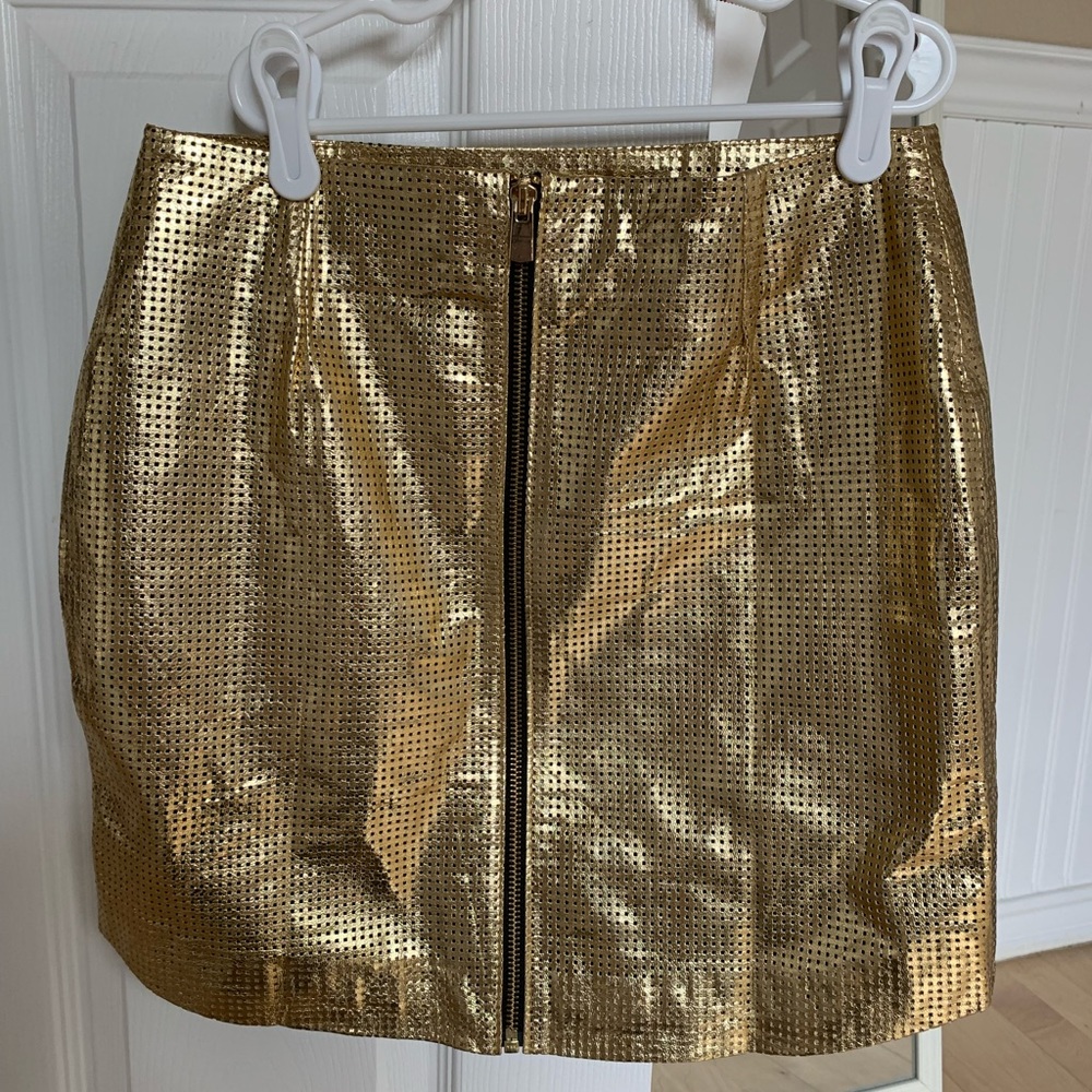 All Things Golden The Go To Mini Gold - Picture 3 of 5